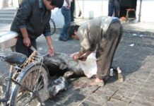 Lừa tùng xẻo, món ăn đẫm máu của dân Trung Quốc
